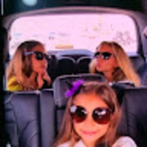 Meet your Posher, Mia